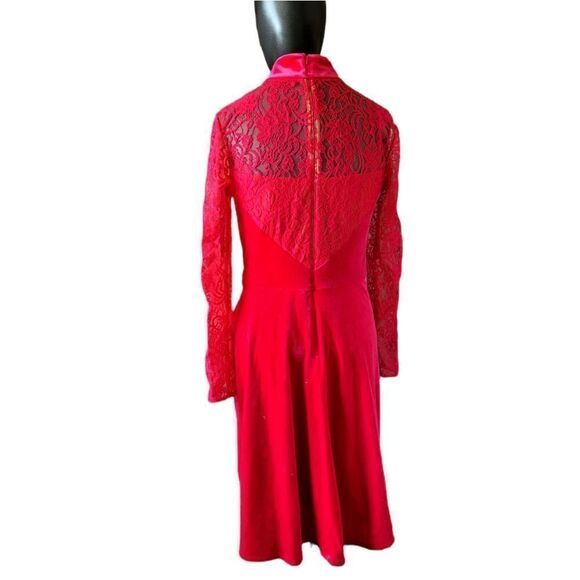 Tadashi shoji  - Picture 10 of 16